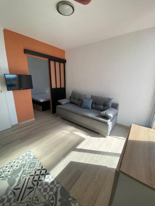 Appartement Renove A 150 M De La Plage 르발카레스 외부 사진