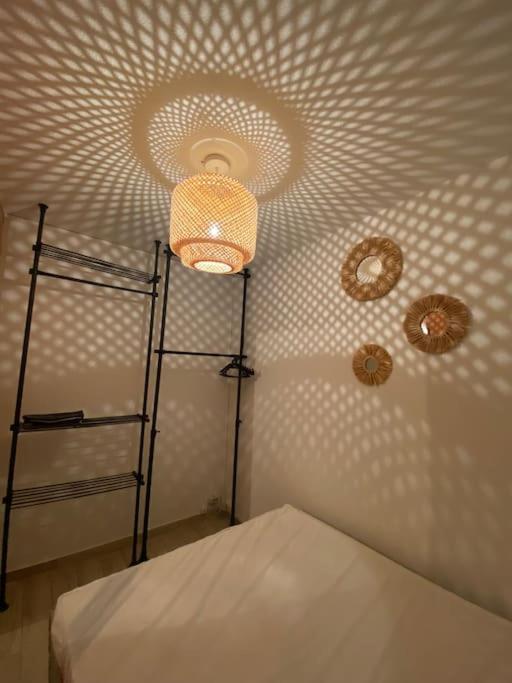 Appartement Renove A 150 M De La Plage 르발카레스 외부 사진